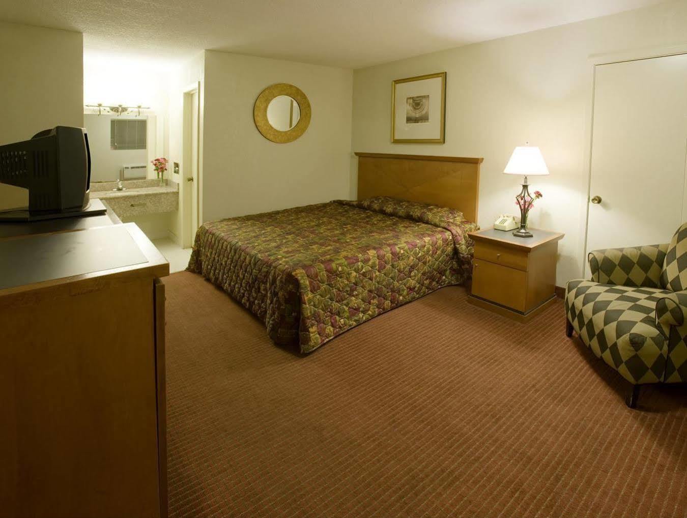 Americas Best Value Inn - Edna Экстерьер фото